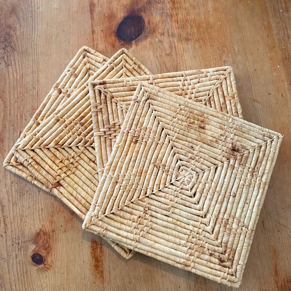 Handwoven Straw Trivets Set